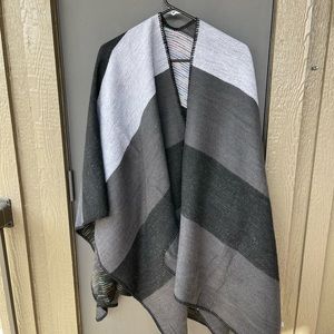 Reversible Shawl/Wrap/Cape